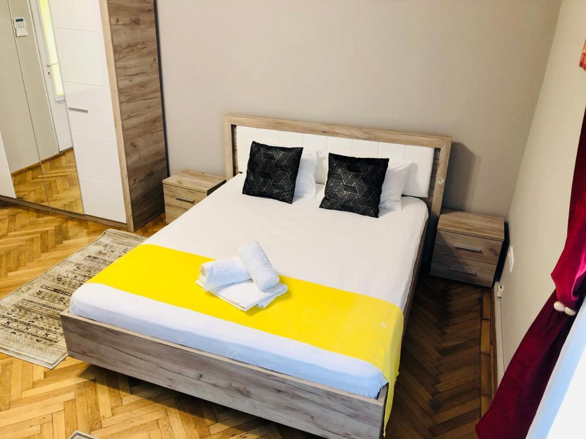 Ultra-Central Apartment Just In Union Squere Timişoara Exterior foto
